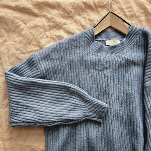 H&M Women's Blue Ribbed Crewneck Sweater